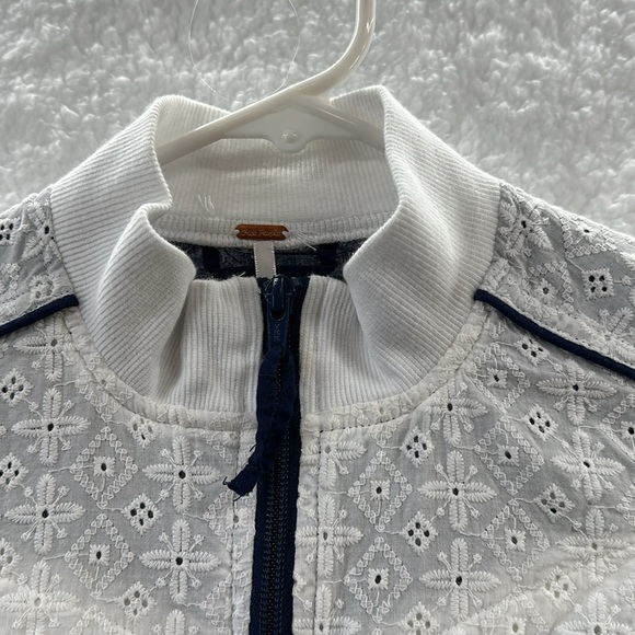 Free People Jacket Eyelet Crop Track Jacket Size XSmall - Picture 4 of 11